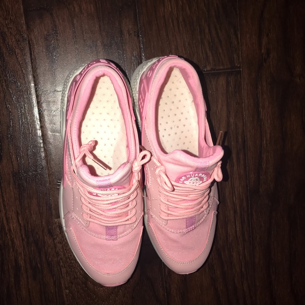 Nike Huarache Shoes